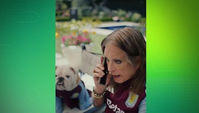 Ozzy Osbourne estrela lançamento de uniforme do Aston Villa; assista