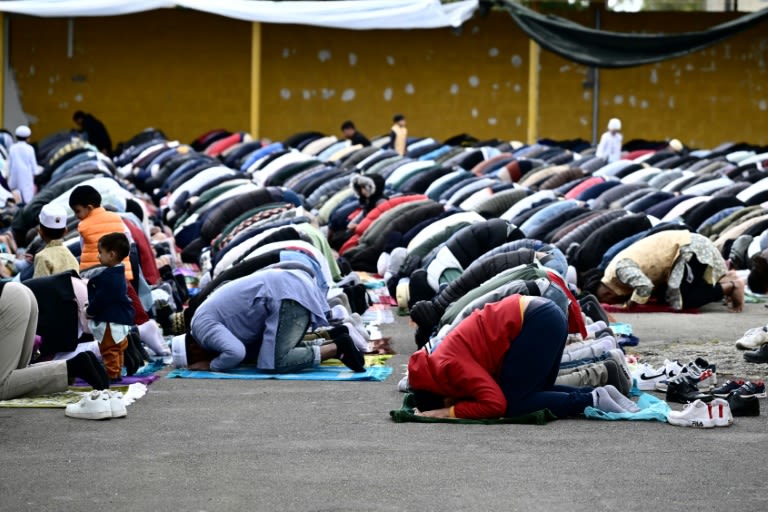 No place to pray for Muslim workers in Italian city