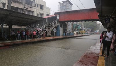 Weather today: Maharashtra's Mumbai, 3 states on red alert for heavy rains