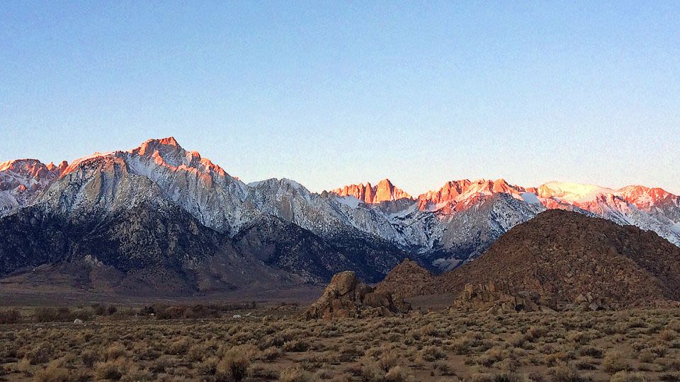 2 hikers found dead on Mount Whitney in California