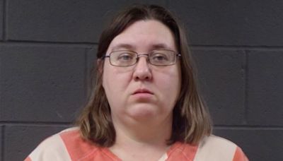 Missouri woman admits kidnapping and killing a pregnant Arkansas woman