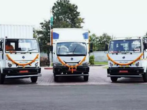 Pilot run of electric goods vehicle launched in Kolkata - Times of India