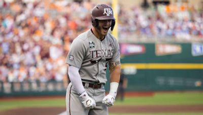 Texas A&M builds big lead early and beats Tennessee 9-5 in Game 1 of College World Series finals