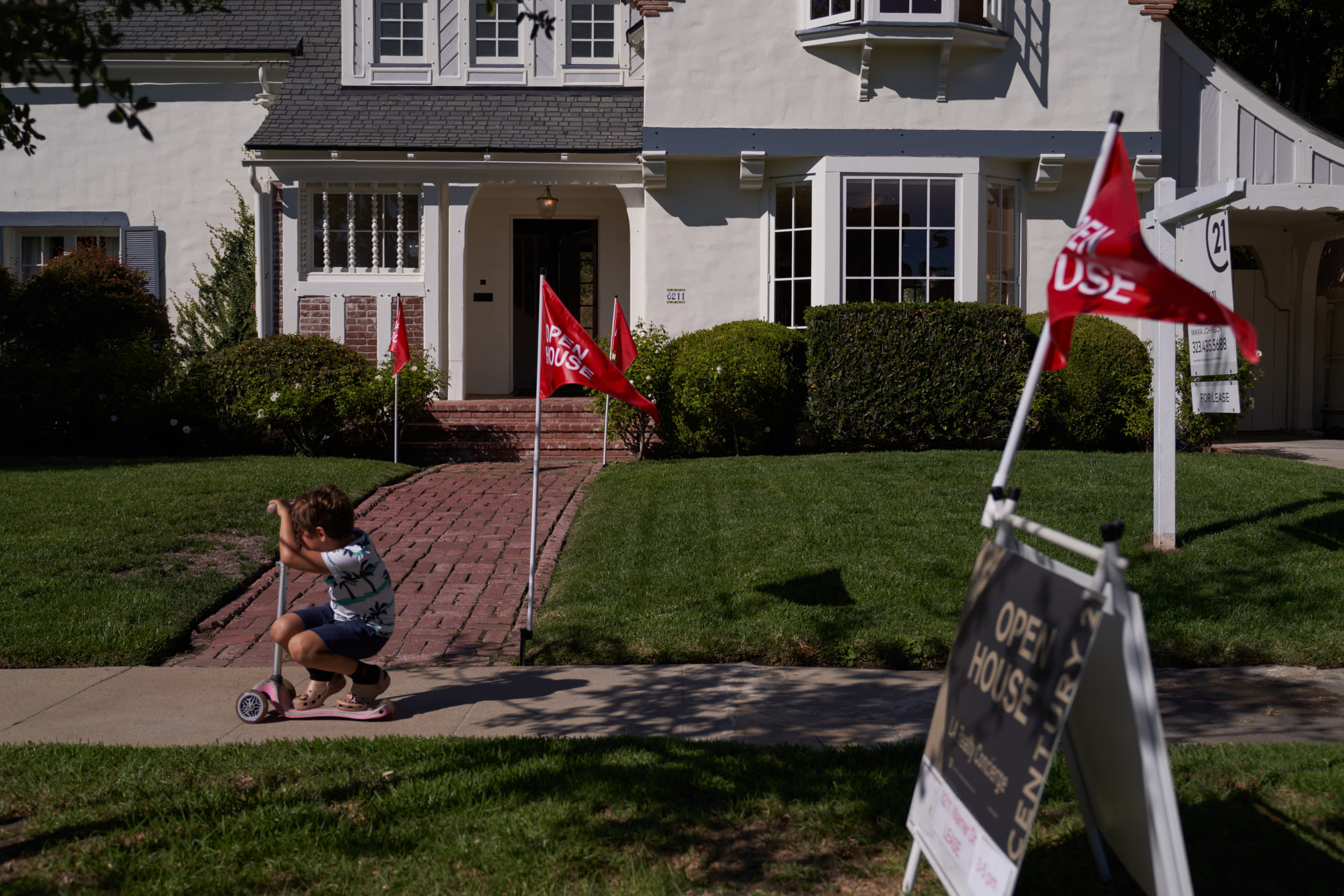 US housing market to be upended this summer: What to know