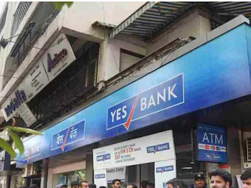 Yes Bank Lays Off 500 Employees To Cut Costs: Report - News18