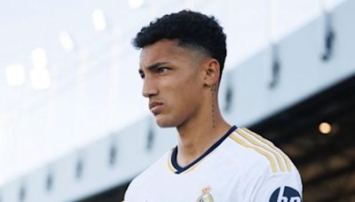 Real Madrid set minimum price tag for young forward as two Bundesliga sides circle – negotiations underway