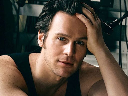 Jonathan Groff thought coming out would make fame 'impossible.' Here's why he did anyway