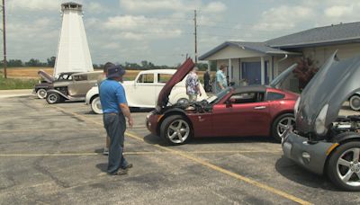 Lighthouse Inn in Cedar Rapids celebrates 112 years of business