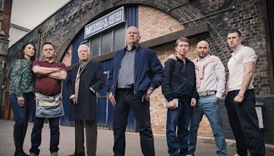 EastEnders set for 'seismic shock' as new 'secret' Mitchell family arrives