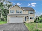 1147 Alder Ct, York PA 17408