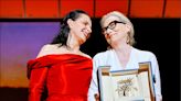 中英對照讀新聞》Meryl Streep honoured in emotional ceremony as Cannes opens梅莉．史翠普在坎城開幕式的動人典禮中獲得殊榮