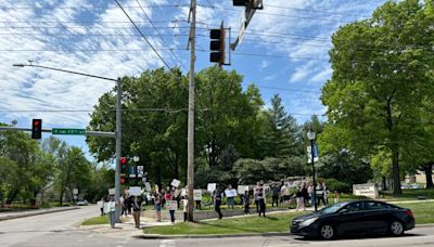 Protesters gather at Washburn University over Israel-Palestine conflict