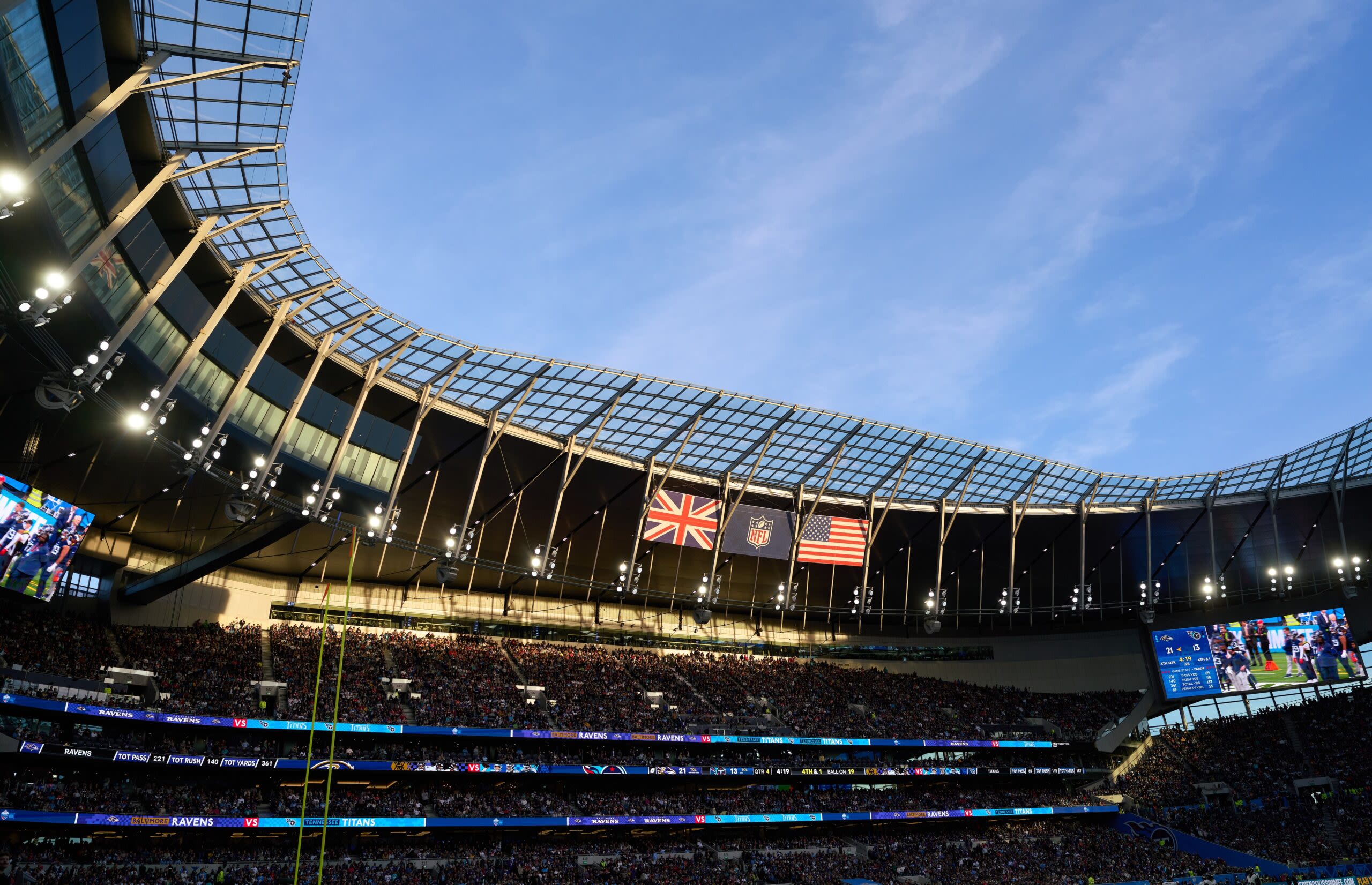 London (yes, the one in England!) set to host powerhouse football program De La Salle