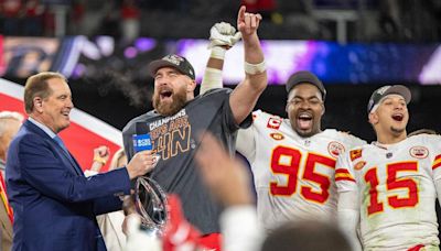 Chris Jones wants days off at Chiefs training camp. Why that shouldn’t happen