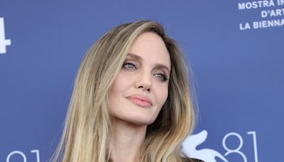 Angelina Jolie confiesa que no tiene "amigos" porque la han "traicionado" mucho