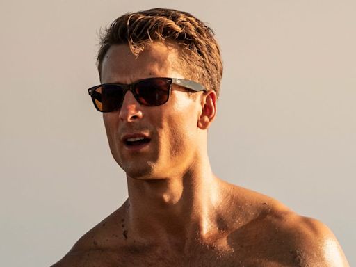 Glen Powell said he almost went broke waiting for 'Top Gun: Maverick' to debut because Tom Cruise didn't want it on a streamer. Then it made $1.5 billion.