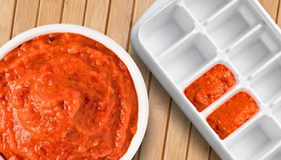 An Ice Cube Tray Is The Answer To Your Excess Pasta Sauce Problem