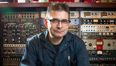 Steve Albini, '90s producer for bands like Nirvana and Pixies, dies at 61