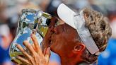 Bernhard Langer outlasts Steve Stricker and Jerry Kelly to win 2023 U.S. Senior Open