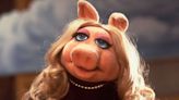 PEOPLE Once Put Miss Piggy on the Cover and Called Her the 'Sex Goddess of the '80s' — Read the Wild Story