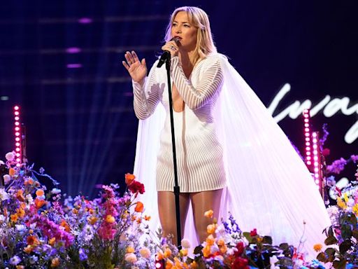Kate Hudson Makes Debut on “The Voice ”as She Performs 'Glorious' on Season 25 Finale