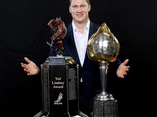 ‘It’s surreal.’ Nathan MacKinnon picks up two major NHL awards — and a couple special phone calls too