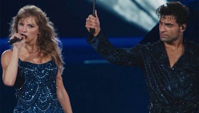 Taylor Swift tiene al “doble” de Chayanne en “The Eras Tour”: Mira las fotos de su gran parecido y todo sobre el bailarín que se ha hecho viral