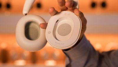 Sonos Ace Headphones Hands-On: Swanky Design, AirPods Max-Like Price