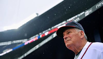 Longtime Atlanta Braves skipper, HOF Bobby Cox makes rare appearance at Truist Park