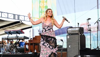 Lauren Alaina cancels 3 shows following dad's death: 'I really have no words'