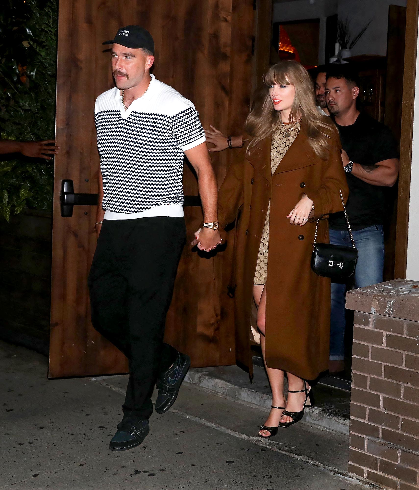 Taylor Swift and Travis Kelce Enjoy Intimate Dinner With Friends After US Open Appearance