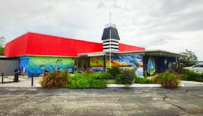 The first Red Lobster was built in this Florida town. Here’s what it looks like now
