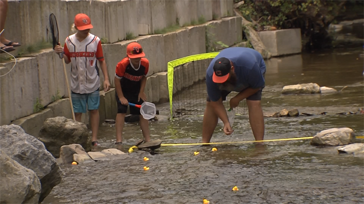 Rubber Duck Regatta Raises Money for Huskies Baseball Team