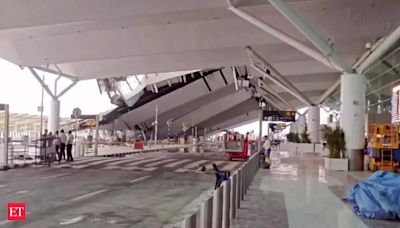 Delhi Airport roof collapse: No loud noise, chaos when iron rods fell on cars, says eyewitnesses at Delhi airport