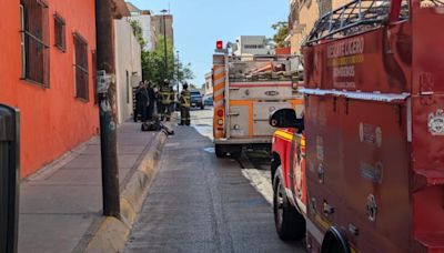 Sofocan incendio en oficinas en el Centro