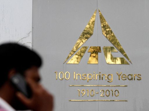 ITC share price hits record high, market cap crosses ₹6.5 lakh crore for the first time. Should you buy? | Stock Market News