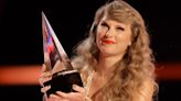 Taylor Swift Wins Big At 2022 American Music Awards