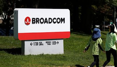Broadcom Stock Has Stumbled. Why This Analyst Is Backing the Custom AI Chip Maker.