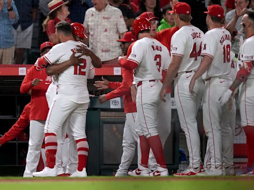 Kevin Pillar's first walk-off hit since 2018 gives Angels 6-5 victory over Tigers in 10 innings