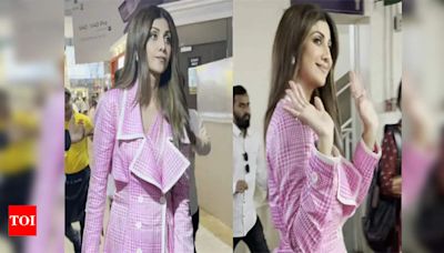 Shilpa Shetty spotted at Mumbai airport in stunning checkered pink-and-white saree | Hindi Movie News - Times of India