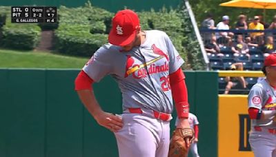 Cardinals’ Nolan Arenado Casually Pulled Out a Cup of Sunflower Seeds Mid-Game