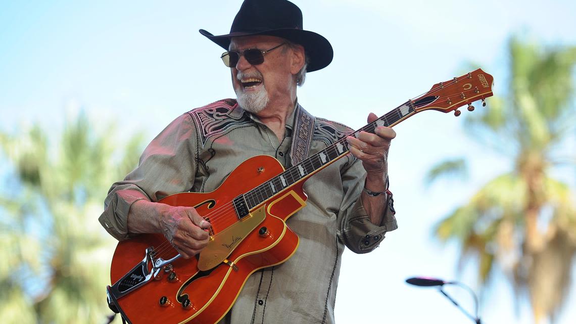 Duane Eddy, twangy guitar hero of early rock, dead at age 86