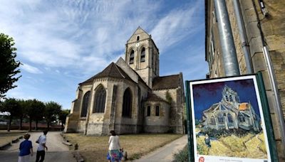 Val-d’Oise : Un artiste biélorusse célèbre Van Gogh en creusant autour de sa tombe, une procédure d’expulsion est lancée