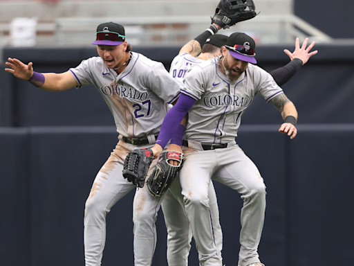 Rockies extend MLB's longest active winning streak, while Padres were 'fully deserving' of boos after sweep