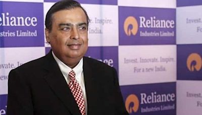 Mukesh Ambani's Jio Infocomm may see public listing first, says report