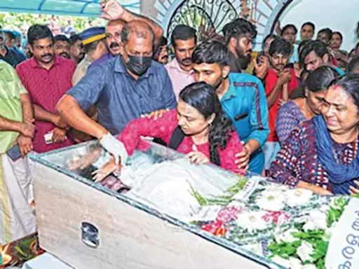 Kuwait Fire: P V Muraleedharan from Kerala's Pathanamthitta longed for a retired life but... | Kochi News - Times of India