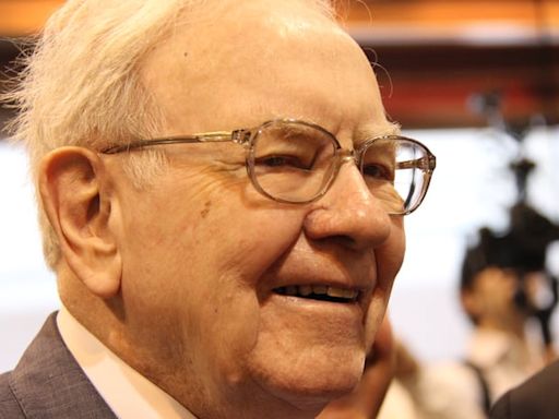 67.3% of Warren Buffett's $361 Billion Portfolio Is Invested in Just 4 Stocks