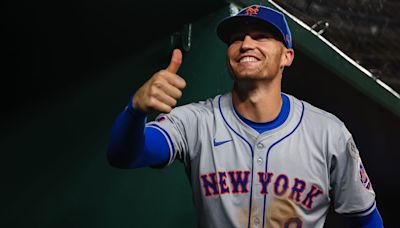 Nimmo returns, grateful after hotel room scare