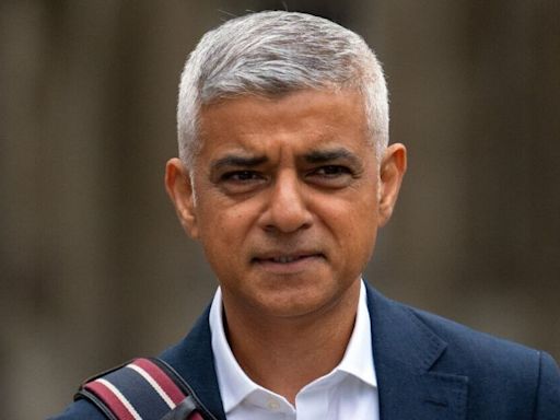 Sadiq Khan's ULEZ chaos as only one in seven drivers pay daily TfL fines