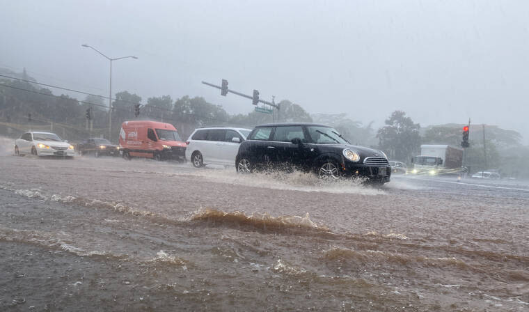 Flash flood warning extended again for Windward Oahu